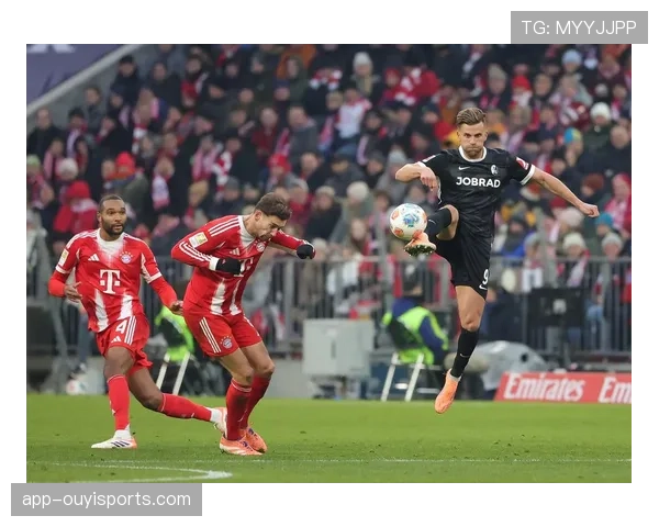 战术复盘:弗赖堡如何利用定位球两度攻破拜仁球门 战术复盘:弗赖堡如何利用定位球两度攻破拜仁球门